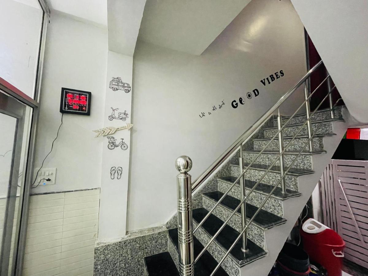 Olt Hostel Rishīkesh Екстериор снимка